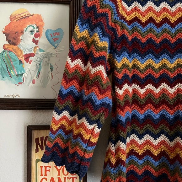Colorful Chevron Pattern Sweater - Picture 2 of 3